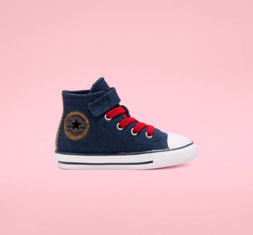 Reverse Twill Easy-On Chuck Taylor All Star | Shop Converse Kids FEATURED