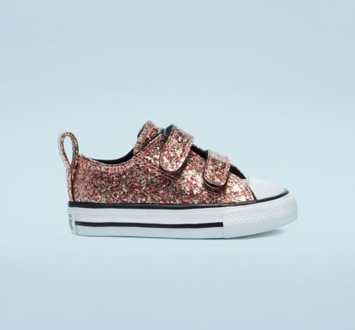 Coated Glitter Easy-On Chuck Taylor All Star | Shop Converse Kids FEATURED